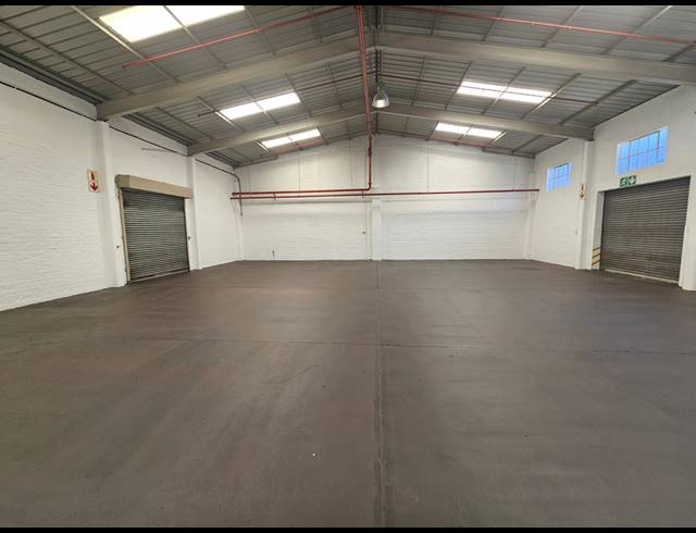 423M² WAREHOUSE TO LET IN MAITLAND